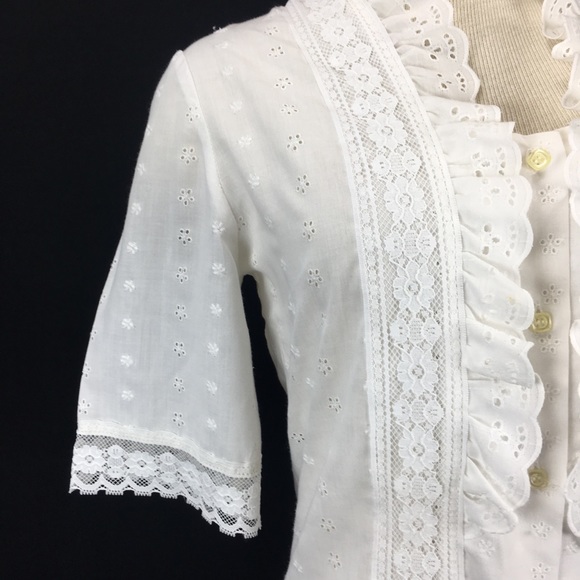 Vintage White Eyelet Blouse with Lace Trim - Picture 3 of 7